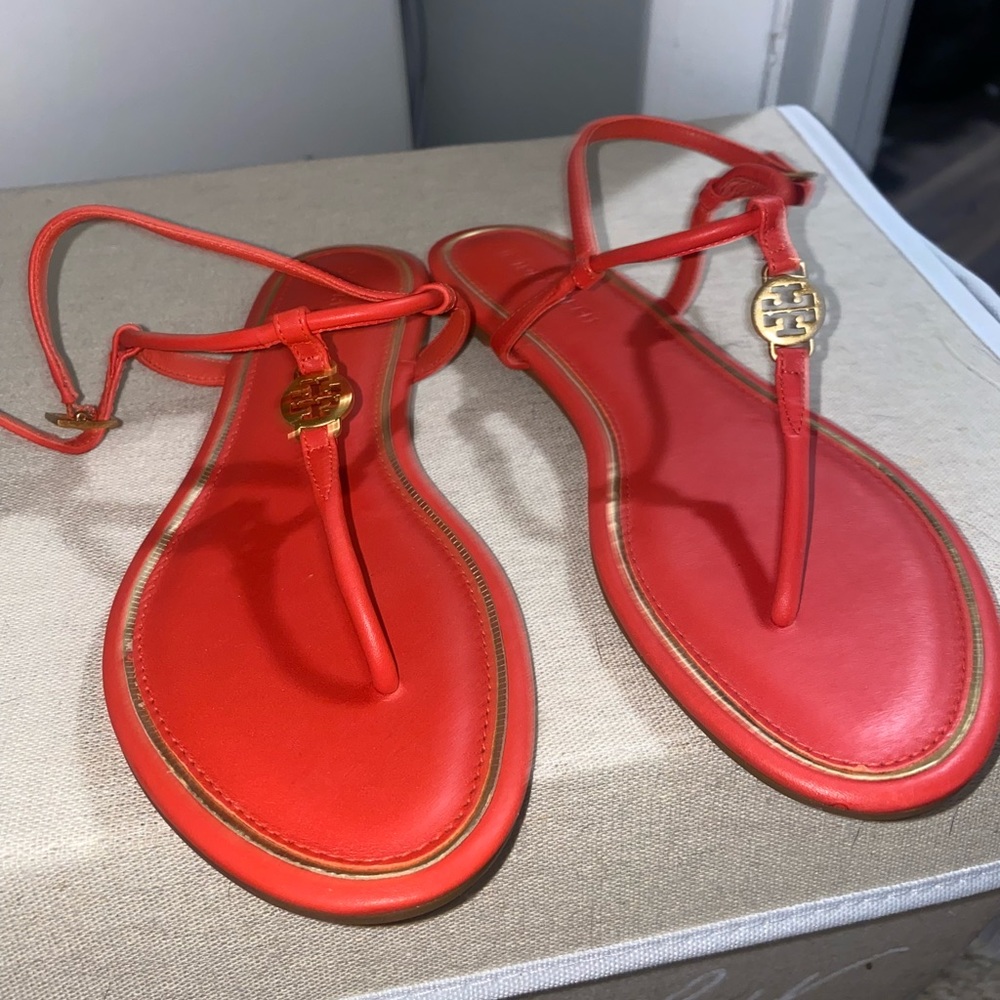 Emmy sandal